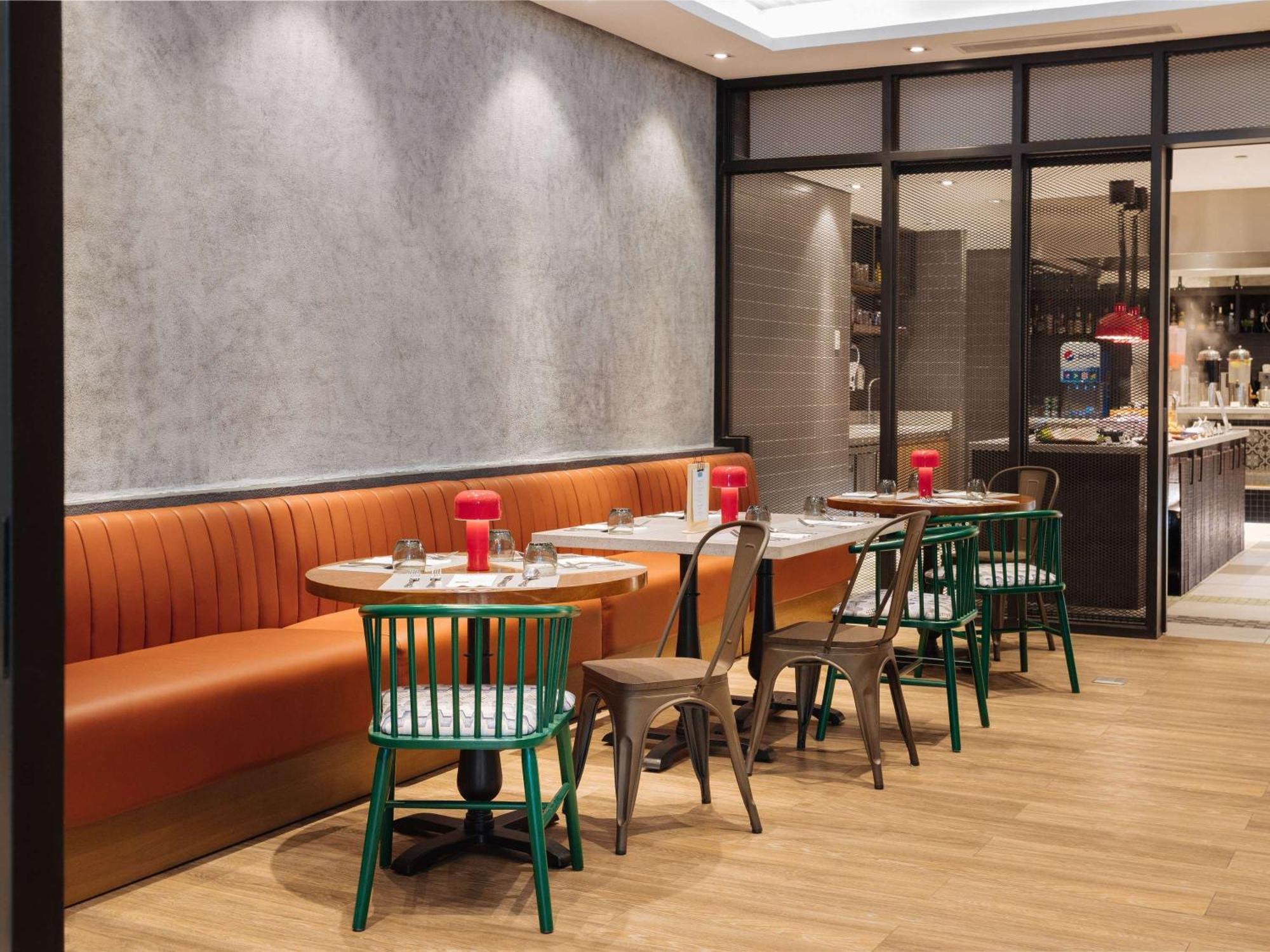 Ibis Styles Manila Araneta City Quezon City Esterno foto